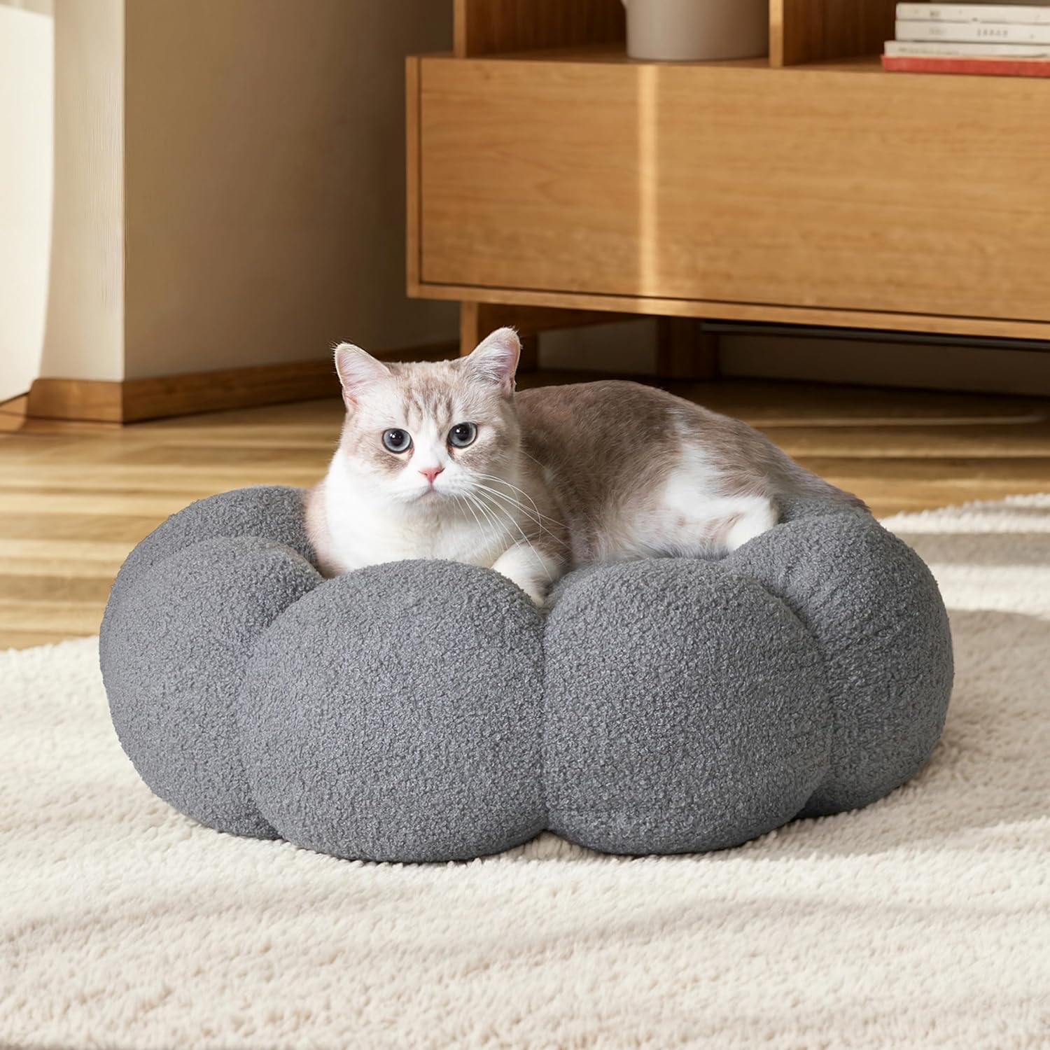 Experience Ultimate Comfort with Our Fluffy Plush Round Calming Pet Bed